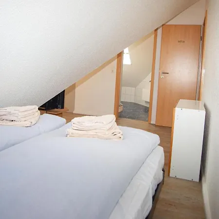 Ostut Apartment *